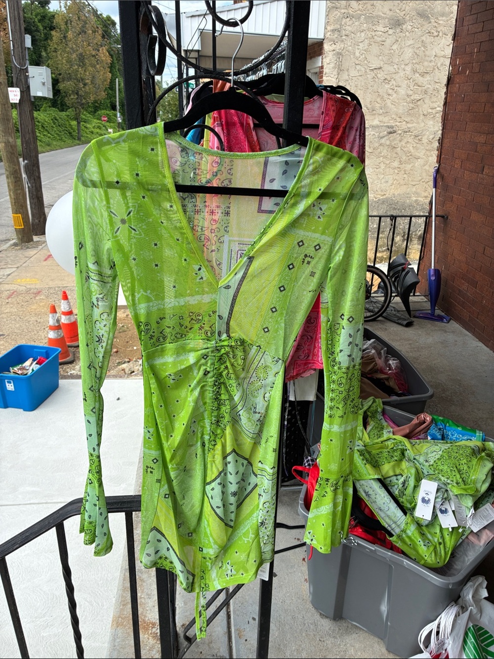 Women’s Lime Green Long-Sleeve V-Neck Ruched Top